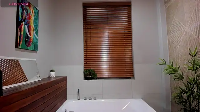 Snapshot of AustinJones_ chatting on 10-05-25, 01:42 AustinJones online show from 10-05-25, 01:42