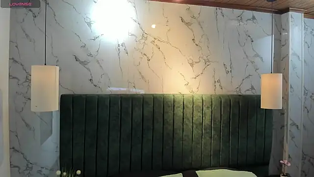 Snapshot of AustinJones_ chatting on 10-30-25, 07:58 AustinJones online show from 10-30-25, 07:58