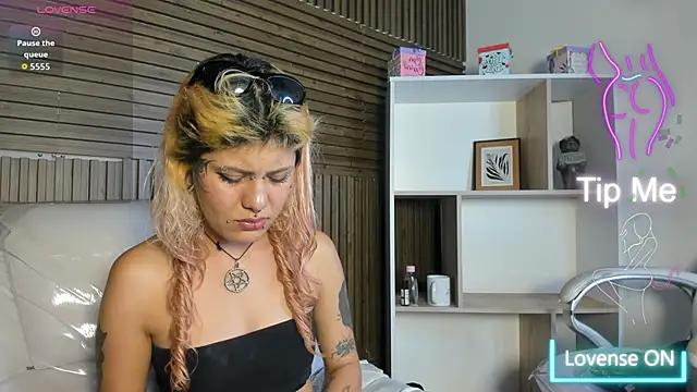 MistressMariam  online show from 11-18-25, 09:08