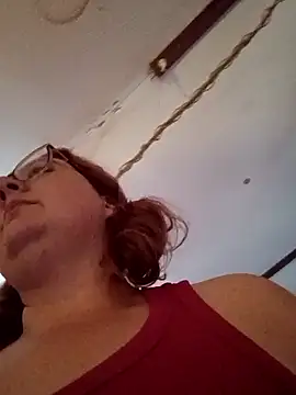 XEmoxkittyx online show from 02-08-26, 06:55