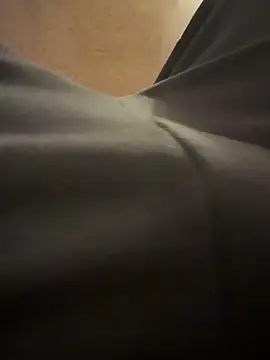 Snapshot of JacobDT chatting on 11-25-25, 05:13 JacobDT online show from 11-25-25, 05:13