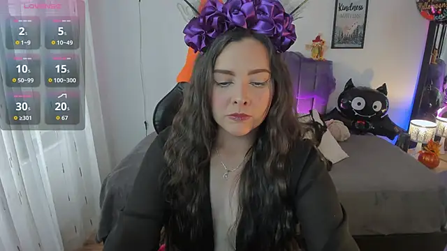 Snapshot of amaia_monet chatting on 10-31-25, 07:37 amaia monet online show from 10-31-25, 07:37