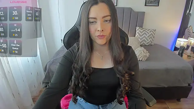 Snapshot of amaia_monet chatting on 11-07-25, 07:36 amaia monet online show from 11-07-25, 07:36