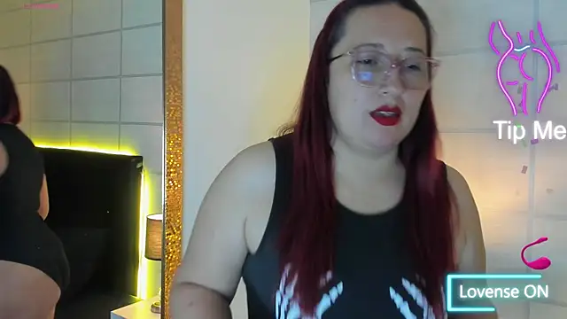 Snapshot of fieryluciana chatting on 10-03-25, 04:20 fieryluciana online show from 10-03-25, 04:20