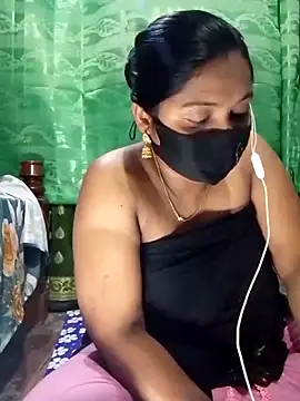 Mistompa24 online show from 04-13-26, 02:55