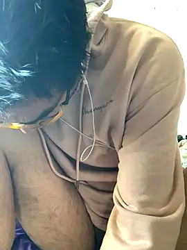 Snapshot of DanBfl chatting on 10-28-25, 06:54 DanBfl online show from 10-28-25, 06:54