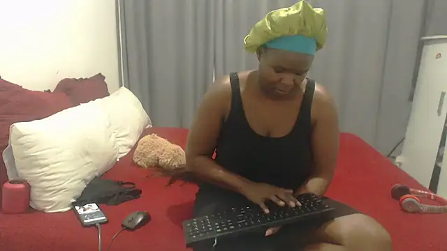 Snapshot of Samantha2012 chatting on 09-30-25, 01:38 Samantha2012 online show from 09-30-25, 01:38