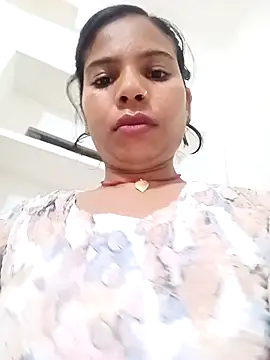 Snapshot of Rubi_sarma chatting on 10-01-25, 01:06 Rubi sarma online show from 10-01-25, 01:06