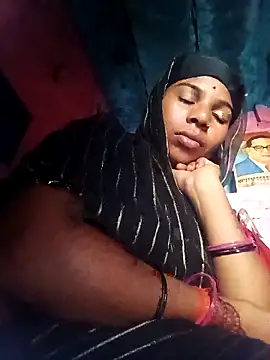 Snapshot of Rubi_sarma chatting on 10-31-25, 06:14 Rubi sarma online show from 10-31-25, 06:14