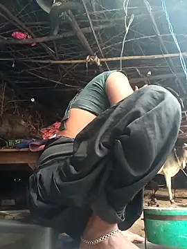 cute diya 12 online show from 11-24-25, 02:22