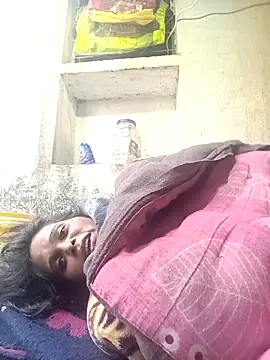 cute diya 12 online show from 12-16-25, 02:38