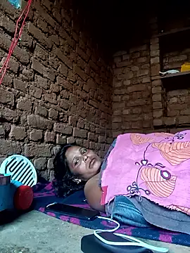 cute diya 12 online show from 01-19-26, 02:48