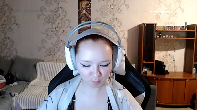 Snapshot of PansyBorriello chatting on 09-15-25, 04:18 PansyBorriello online show from 09-15-25, 04:18