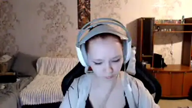 Snapshot of PansyBorriello chatting on 09-16-25, 04:08 PansyBorriello online show from 09-16-25, 04:08