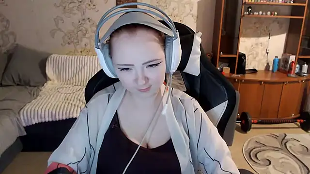 Snapshot of PansyBorriello chatting on 09-22-25, 04:09 PansyBorriello online show from 09-22-25, 04:09