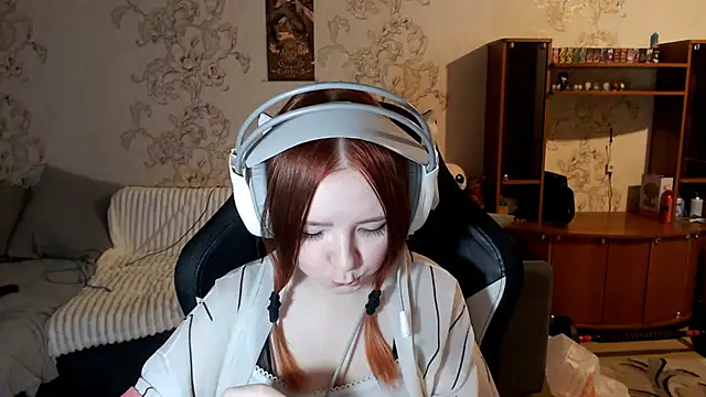 Snapshot of PansyBorriello chatting on 09-24-25, 04:10 PansyBorriello online show from 09-24-25, 04:10