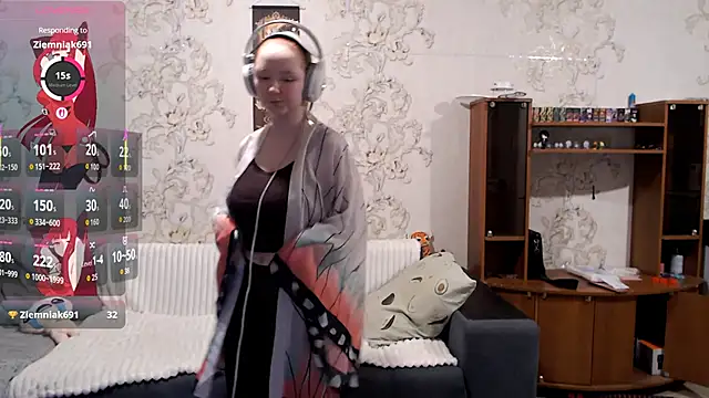 Snapshot of PansyBorriello chatting on 10-28-25, 04:09 PansyBorriello online show from 10-28-25, 04:09