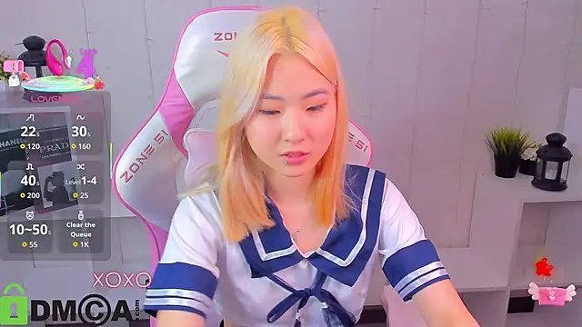 Aisi 18 online show from 11-25-25, 01:05