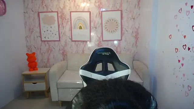 Kylie ch1 online show from 10-11-25, 03:43