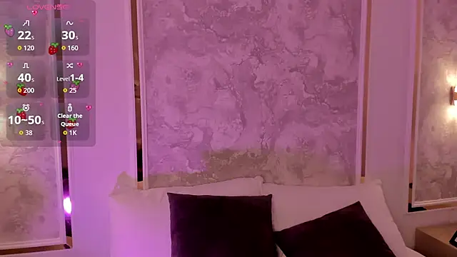 doll eyees  online show from 11-04-25, 02:21