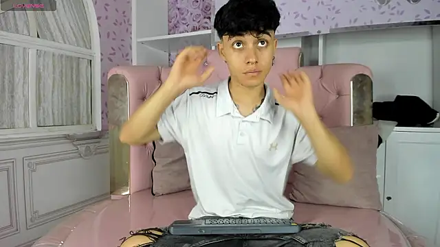 Dani rivass online show from 03-12-26, 11:38