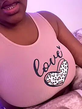 monica0501 online show from 12-17-25, 07:53