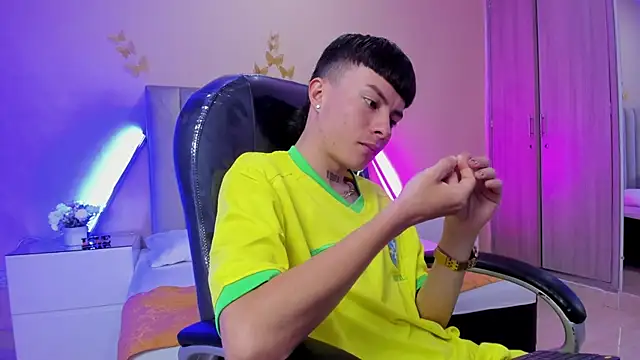 Nascary Fox online show from 01-12-26, 07:19