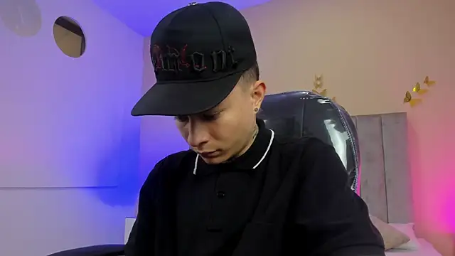 Nascary Fox online show from 04-11-26, 12:53