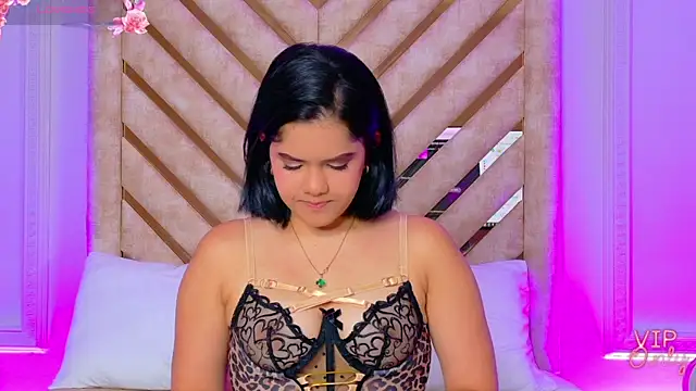 Martina-Roberts- online show from 01-12-26, 05:12