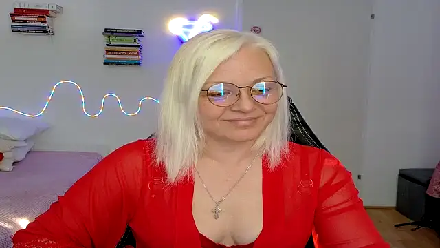 Linsy Kim online show from 04-24-26, 05:04