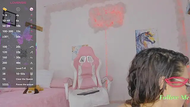 milfAaura online show from 04-21-26, 02:51