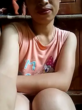 Snapshot of misa_00 chatting on 07-05-26, 04:19 misa 00 online show from 07-05-26, 04:19