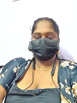 Snapshot of bakyasree143 chatting on 11-01-25, 12:51 bakyasree143 online show from 11-01-25, 12:51