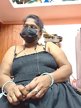 Snapshot of bakyasree143 chatting on 11-25-25, 04:51 bakyasree143 online show from 11-25-25, 04:51