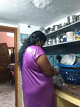 Snapshot of bakyasree143 chatting on 11-26-25, 07:09 bakyasree143 online show from 11-26-25, 07:09