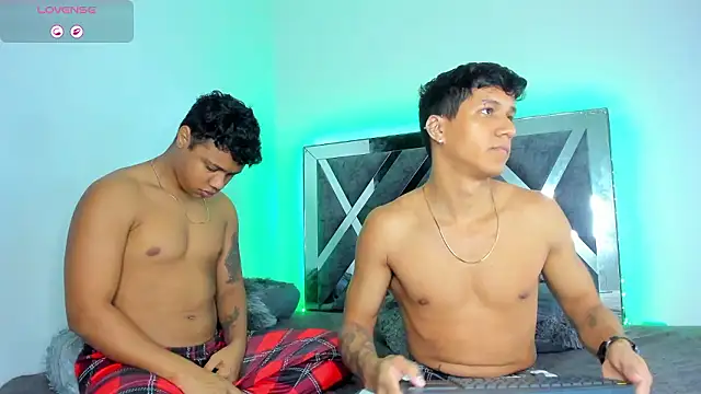 Snapshot of Robertmiller21 chatting on 02-17-26, 12:40 Robertmiller21 online show from 02-17-26, 12:40