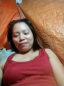 Snapshot of venu00 chatting on 10-25-25, 04:02 venu00 online show from 10-25-25, 04:02