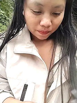 Snapshot of venu00 chatting on 11-21-25, 03:05 venu00 online show from 11-21-25, 03:05