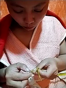 Snapshot of venu00 chatting on 12-03-25, 12:25 venu00 online show from 12-03-25, 12:25