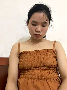 Ngoc-bbi online show from 10-12-25, 11:31