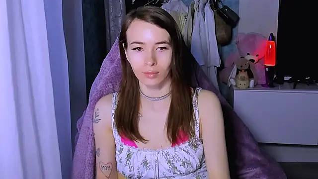 Snapshot of ZoyaMill chatting on 11-28-25, 05:54 ZoyaMill online show from 11-28-25, 05:54