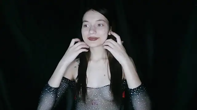 Snapshot of Liza-Kitty chatting on 09-17-25, 08:10 Liza-Kitty online show from 09-17-25, 08:10