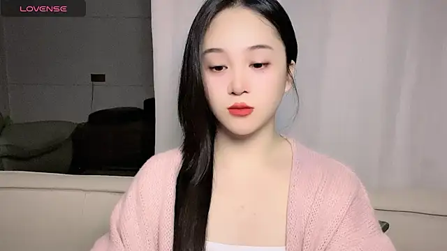 Snapshot of woaiqinqin chatting on 11-19-25, 03:45 woaiqinqin online show from 11-19-25, 03:45