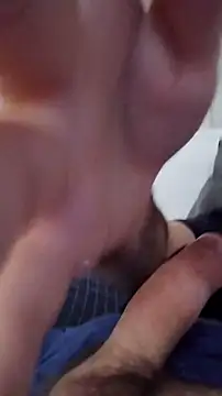 Snapshot of NewJoiner chatting on 09-24-25, 04:43 NewJoiner online show from 09-24-25, 04:43