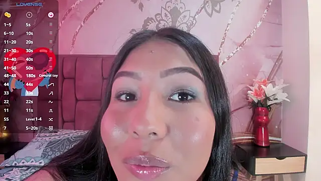 luna maisonn online show from 09-11-25, 07:36