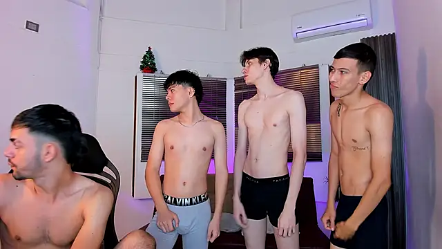 Horny BoysW online show from 12-20-25, 01:18