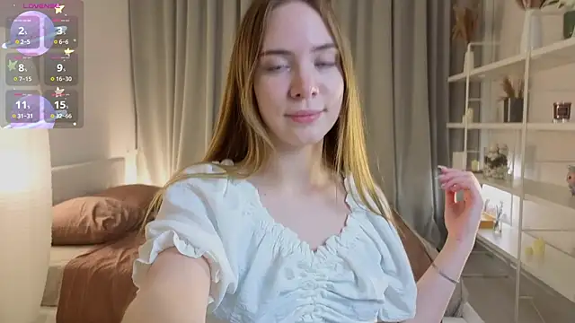 Snapshot of CarollSmithh chatting on 11-17-25, 09:09 CarollSmithh online show from 11-17-25, 09:09