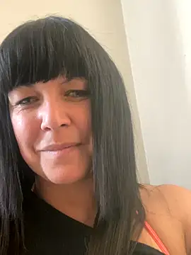 Snapshot of Mayra_milk chatting on 09-16-25, 08:43 Mayra milk online show from 09-16-25, 08:43