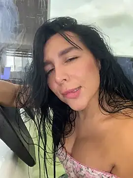 greciadom555 online show from 06-25-26, 05:17