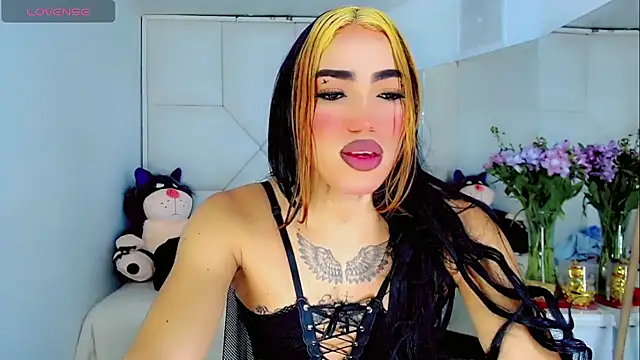 KatyuscaSubmissive online show from 11-13-25, 07:35